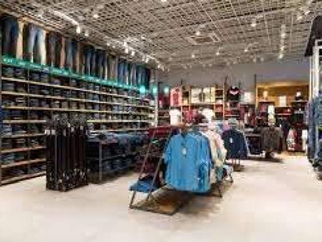 Locale Commerciale in vendita a Europa-Novacella - Europa-Neustift, Bolzano - Bozen