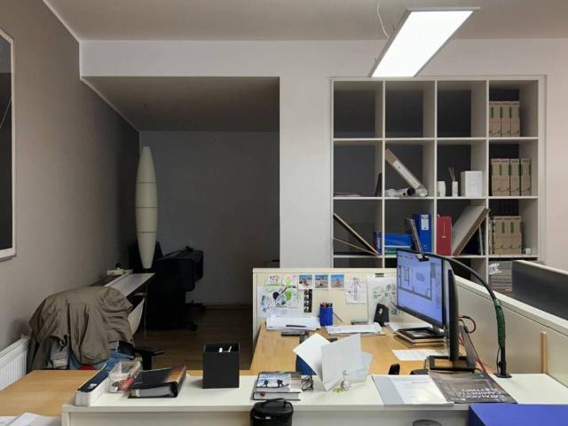 Locale Commerciale in vendita a Gries-San Quirino - Gries-Quirein, Bolzano - Bozen