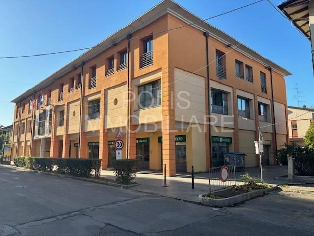 Locale Commerciale in vendita a Unione dei comuni del Sorbara, Bomporto