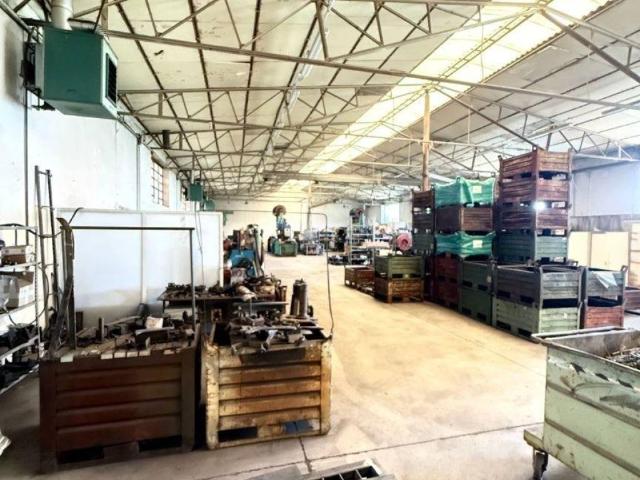Locale Commerciale in vendita a Unione dei comuni del Sorbara, Bomporto
