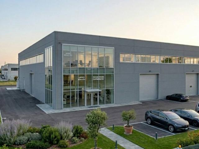 Locale Commerciale in vendita a Bonavigo, Veneto