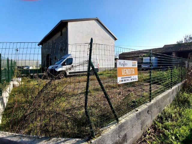 Locale Commerciale in vendita a Bassa Reggiana, Re
