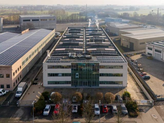 Locale Commerciale in vendita a Piemonte, Torino