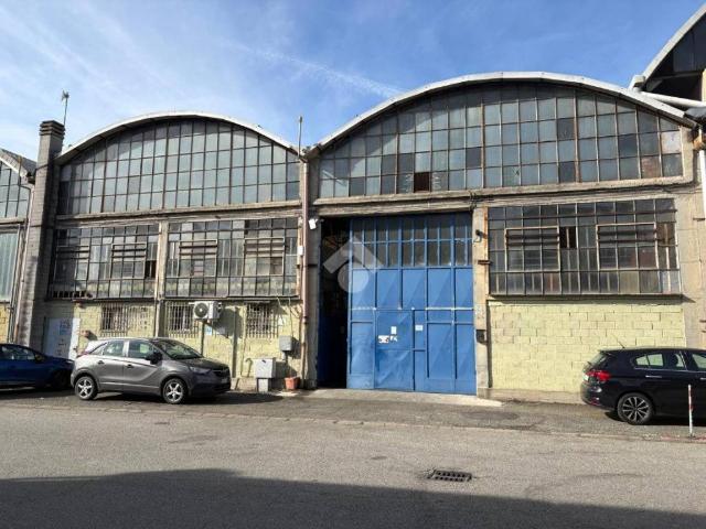 Locale Commerciale in vendita a Piemonte, Torino