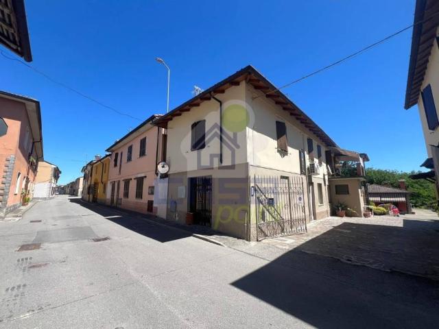 Locale Commerciale in vendita a Borghetto Lodigiano, Lombardia