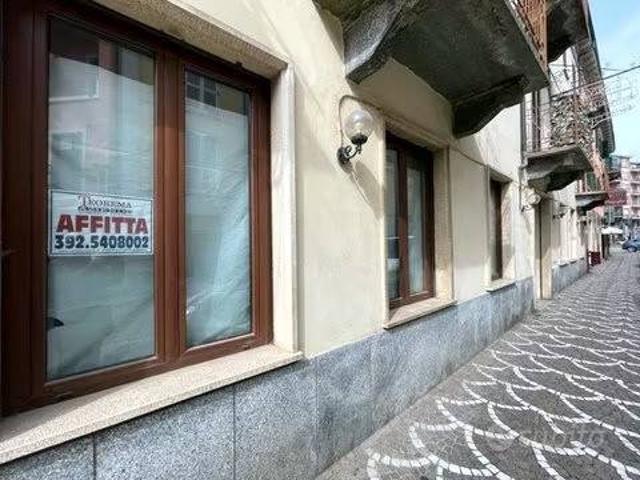 Locale Commerciale in vendita a Piemonte, Cuneo