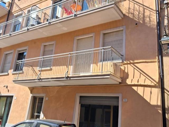 Locale Commerciale in vendita a Piemonte, Cuneo