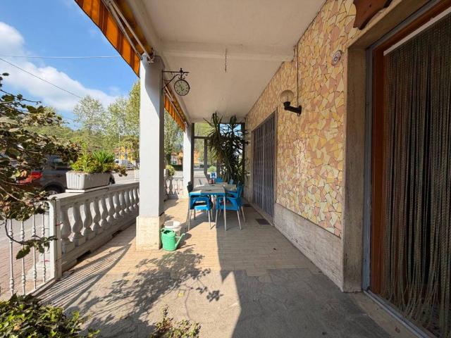 Locale Commerciale in vendita a Piemonte, Cuneo