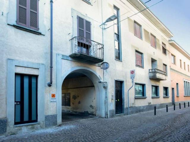 Locale Commerciale in vendita a Piemonte, Novara