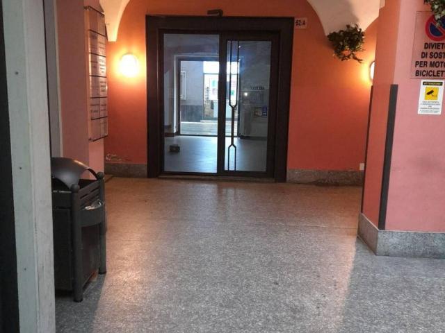 Locale Commerciale in vendita a Aranco, Borgosesia