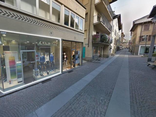 Locale Commerciale in vendita a Comunità montana Alta Valtellina, Bormio