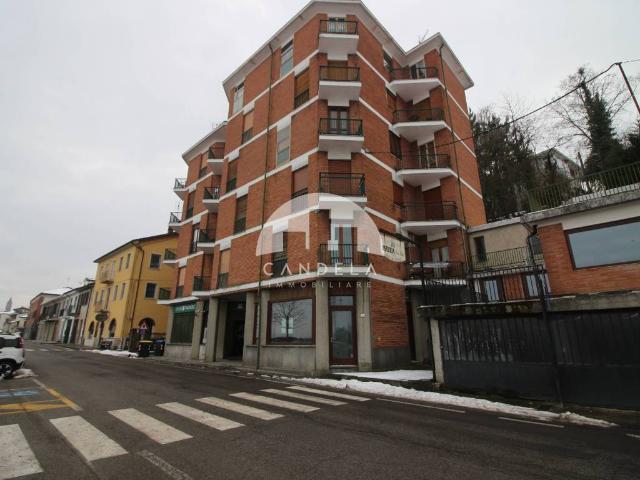 Locale Commerciale in vendita a Piemonte, Cuneo