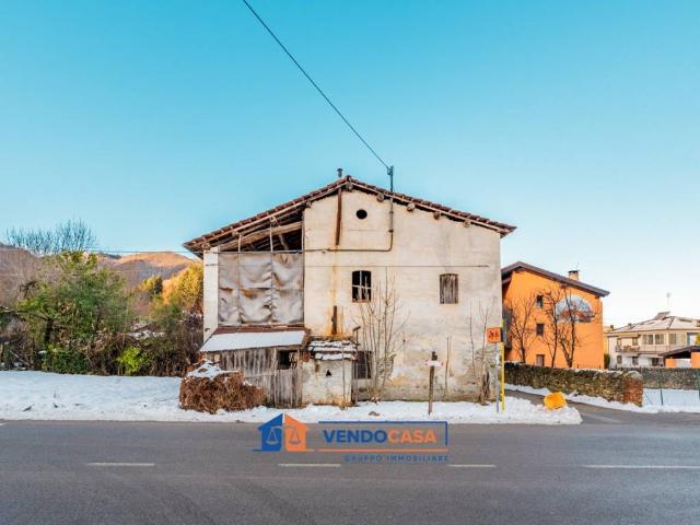 Locale Commerciale in vendita a Piemonte, Cuneo