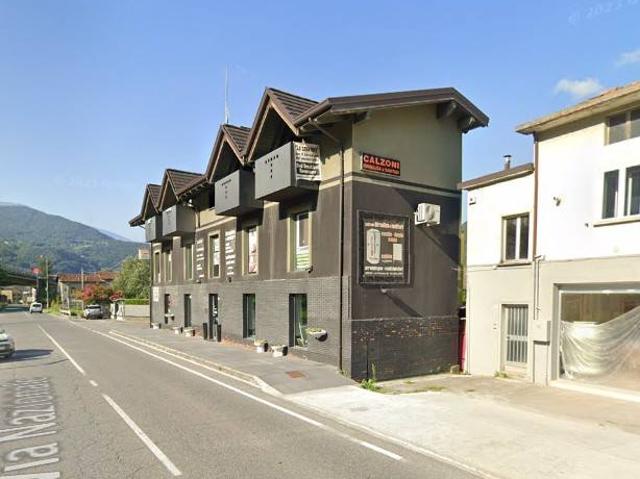 Locale Commerciale in vendita a Comunità montana della valle Camonica, Breno