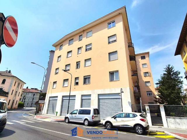 Locale Commerciale in vendita a Zona Centro, Brescia