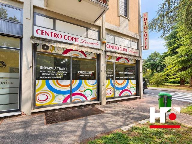 Locale Commerciale in vendita a Zona Nord, Brescia