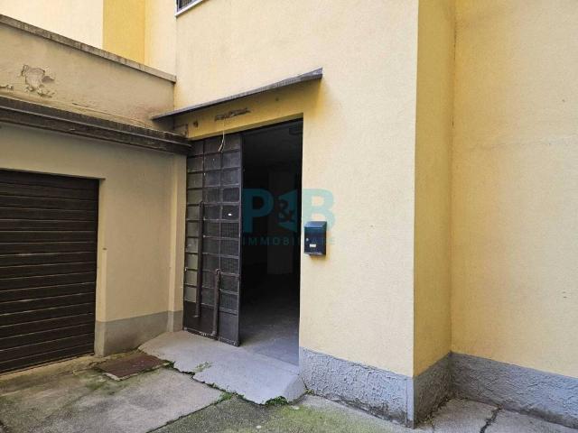 Locale Commerciale in vendita a Zona Nord, Brescia