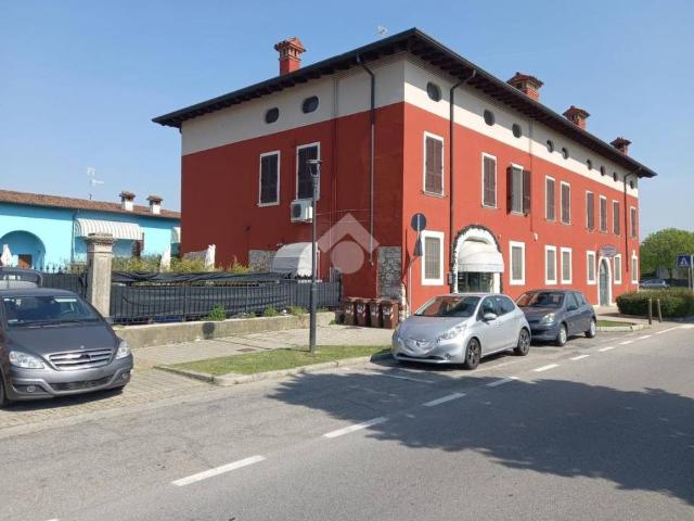 Locale Commerciale in vendita a Zona Sud, Brescia