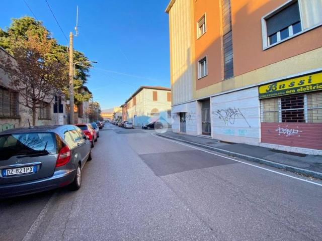 Locale Commerciale in vendita a Zona Nord, Brescia