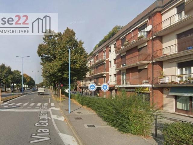 Locale Commerciale in vendita a Zona Nord, Brescia