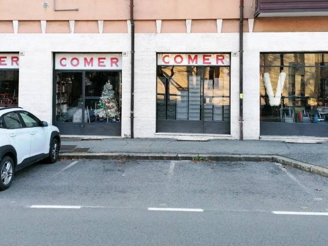 Locale Commerciale in vendita a Zona Ovest, Brescia
