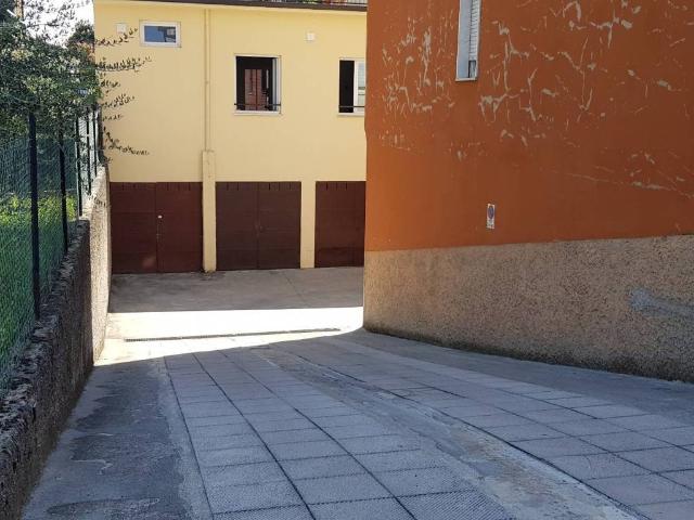 Locale Commerciale in vendita a Zona Sud, Brescia