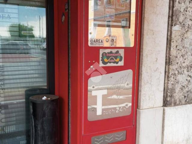 Locale Commerciale in vendita a Porta Milano, Brescia