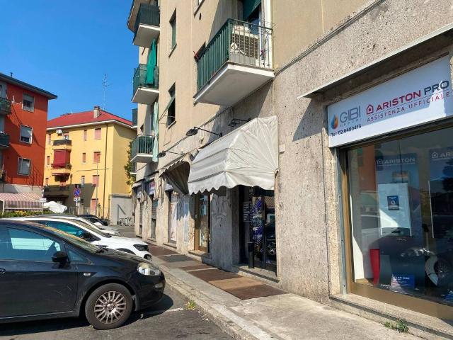 Locale Commerciale in vendita a Zona Omogenea Milano Nord, Bresso