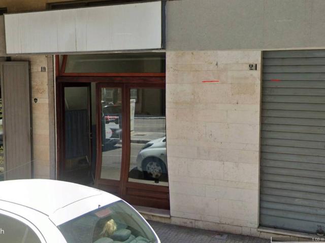 Locale Commerciale in vendita a Commenda, Puglia