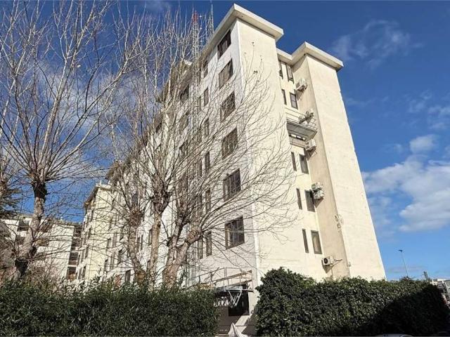 Locale Commerciale in vendita a Commenda, Puglia