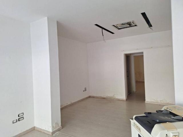 Locale Commerciale in vendita a Commenda, Puglia