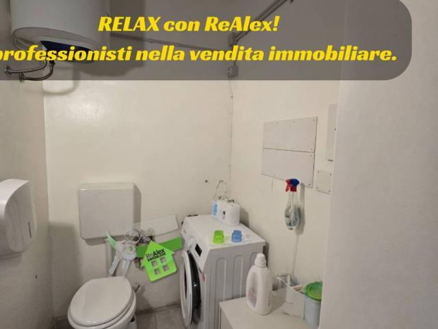 Locale Commerciale in vendita a Moncucco, Brugherio