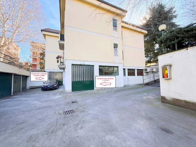 Locale Commerciale in vendita a San Damiano, Brugherio