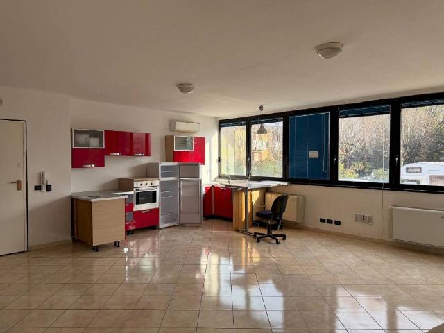 Locale Commerciale in vendita a Budrio, Reggio Emilia