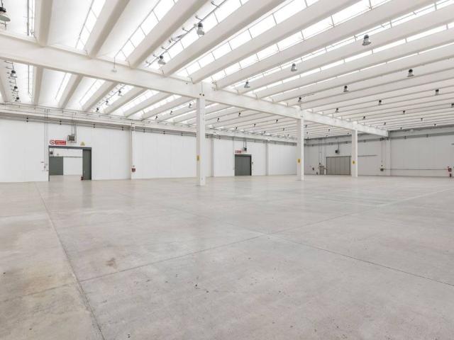 Locale Commerciale in vendita a Cascina San Paolino, Vimercate