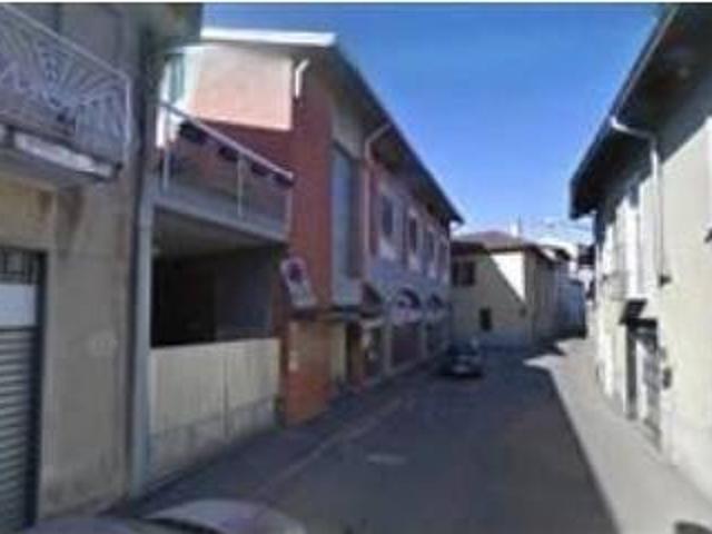 Locale Commerciale in vendita a Borsano, Busto Arsizio