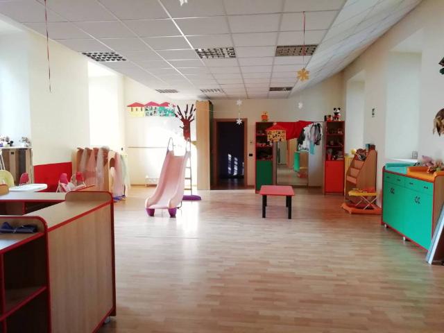 Locale Commerciale in vendita a Busto Arsizio, Lombardia