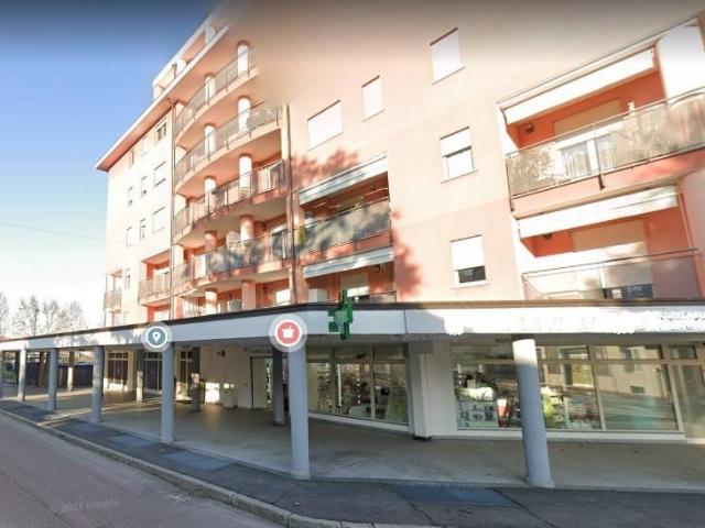 Locale Commerciale in vendita a Busto Arsizio, Lombardia