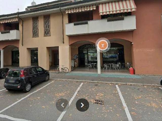 Locale Commerciale in vendita a Busto Arsizio, Lombardia