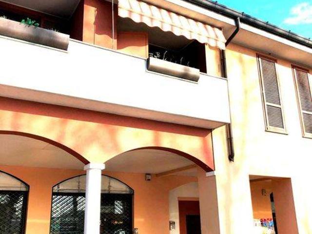 Locale Commerciale in vendita a Busto Arsizio, Lombardia