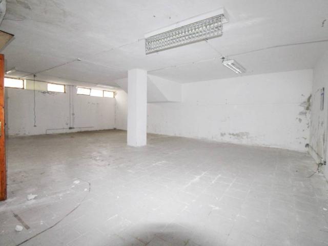 Locale Commerciale in vendita a Is Mirrionis, Cagliari