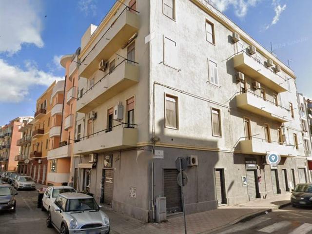 Locale Commerciale in vendita a Is Mirrionis, Cagliari