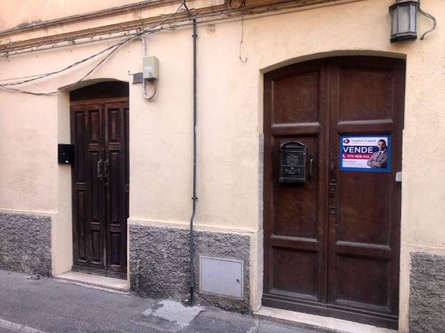 Locale Commerciale in vendita a Biddanoa/Villanova, Cagliari