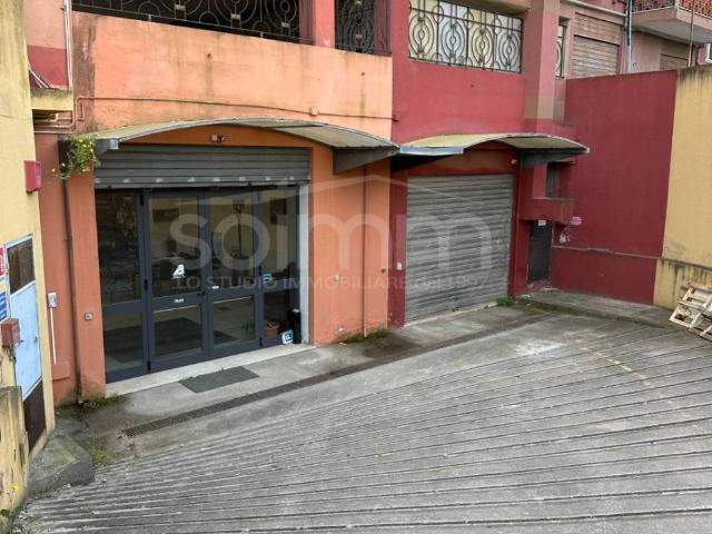 Locale Commerciale in vendita a San Michele, Cagliari