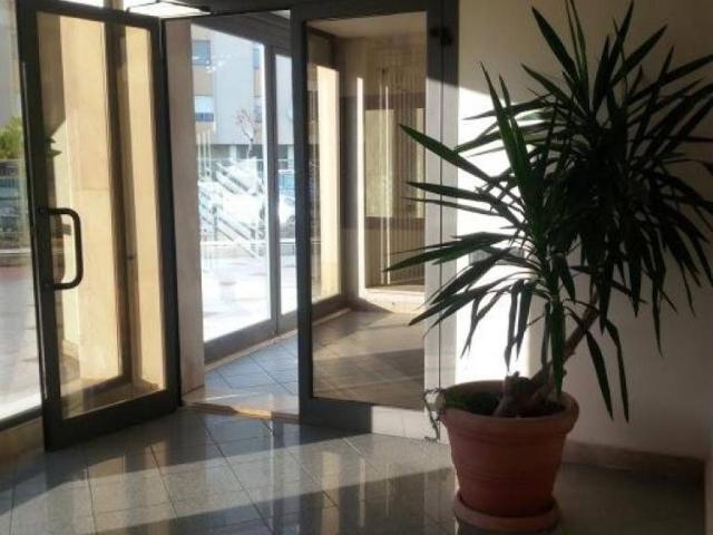 Locale Commerciale in vendita a Mulinu Becciu, Cagliari