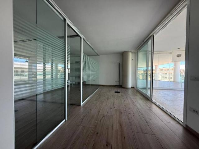 Locale Commerciale in vendita a Fonsarda, Cagliari