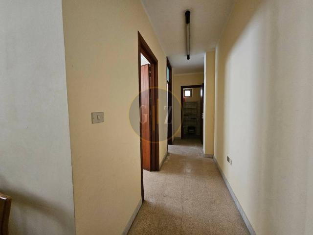 Locale Commerciale in vendita a Puglia, Lecce