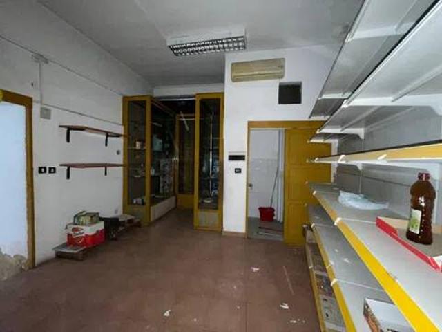 Locale Commerciale in vendita a Canalotto, Caltagirone