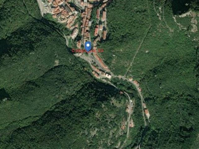 Locale Commerciale in vendita a Campagna, Campania