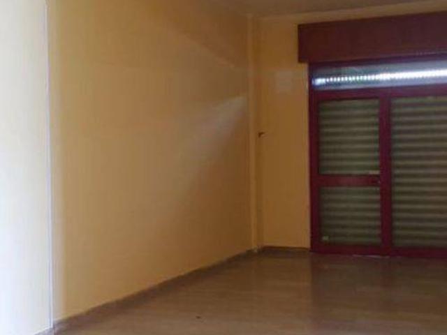 Locale Commerciale in vendita a Campagna, Campania